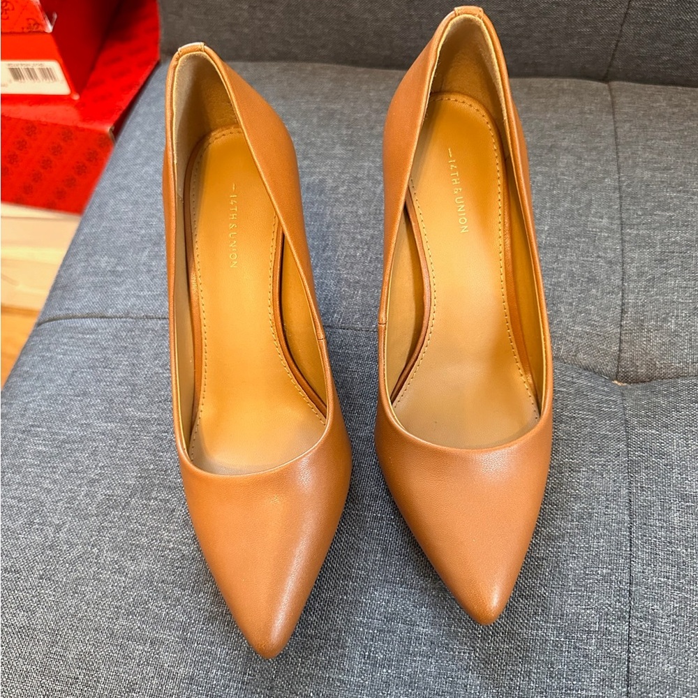Brown Leather Pumps